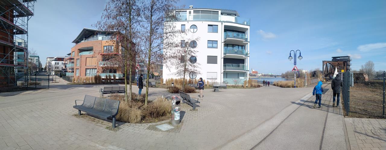 Aaron - Privatunterkunft Magdeburg Kültér fotó